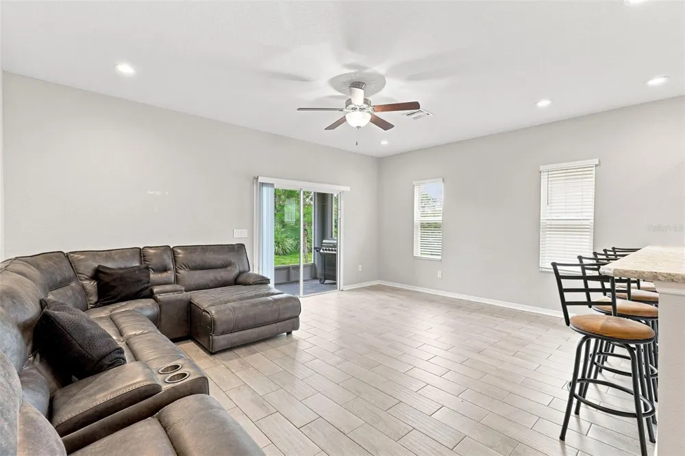 4641 VIGNETTE WAY Sarasota, FL 34240