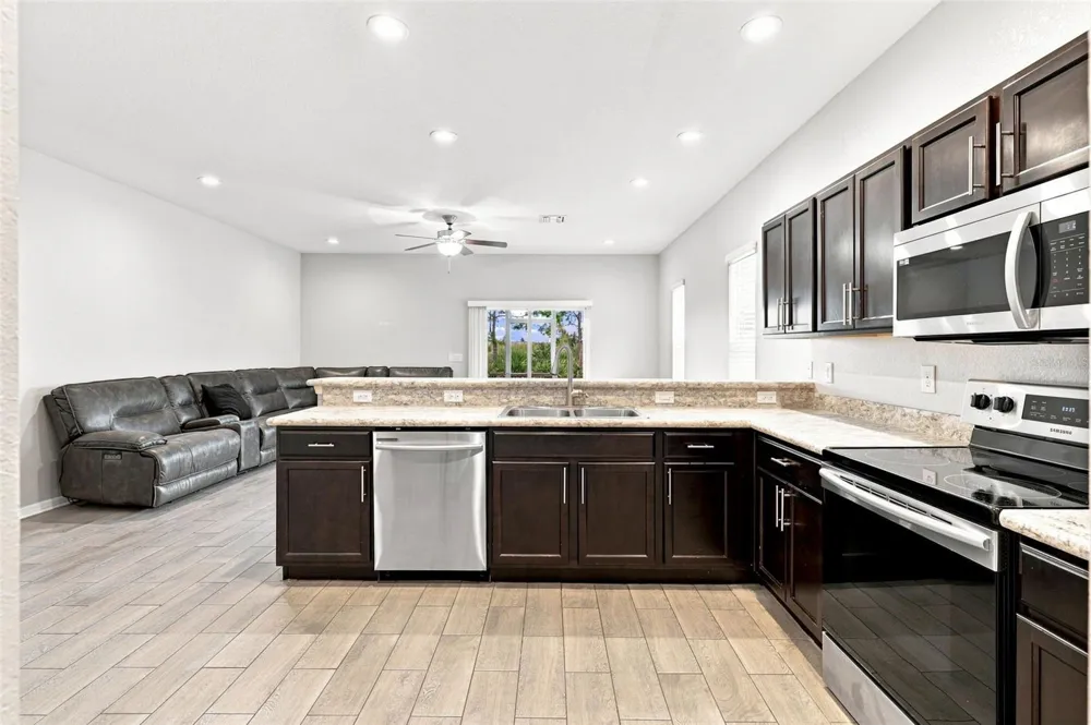 4641 VIGNETTE WAY Sarasota, FL 34240