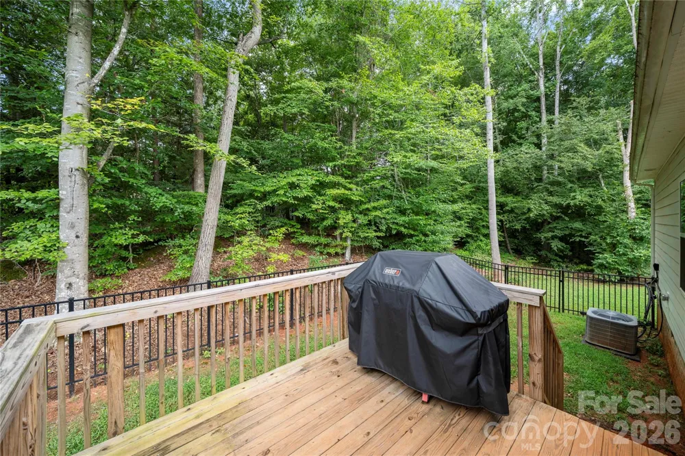 3229 Creek Bend Court Sherrills Ford, NC 28673
