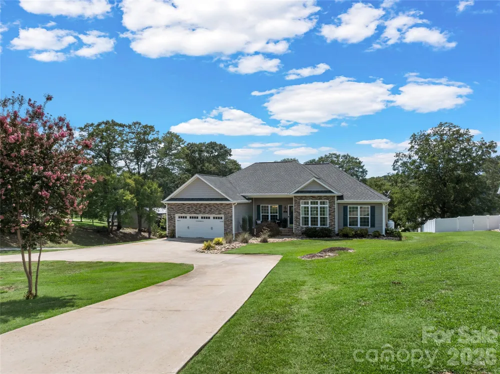 105 Michelle Drive Chesnee, SC 29323