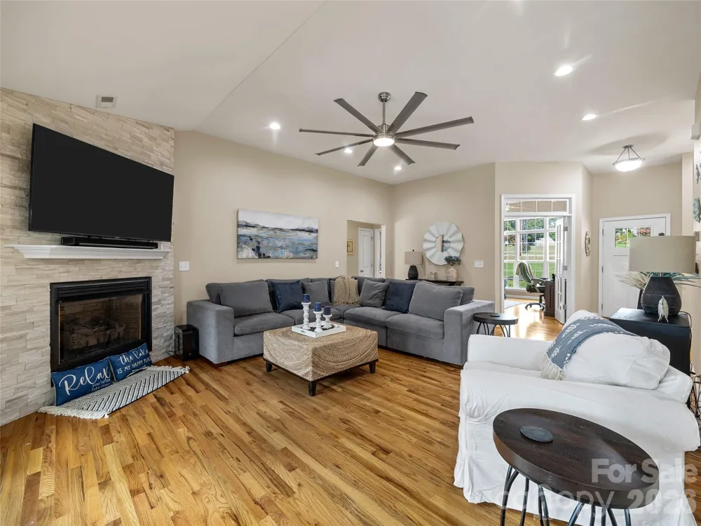 105 Michelle Drive Chesnee, SC 29323