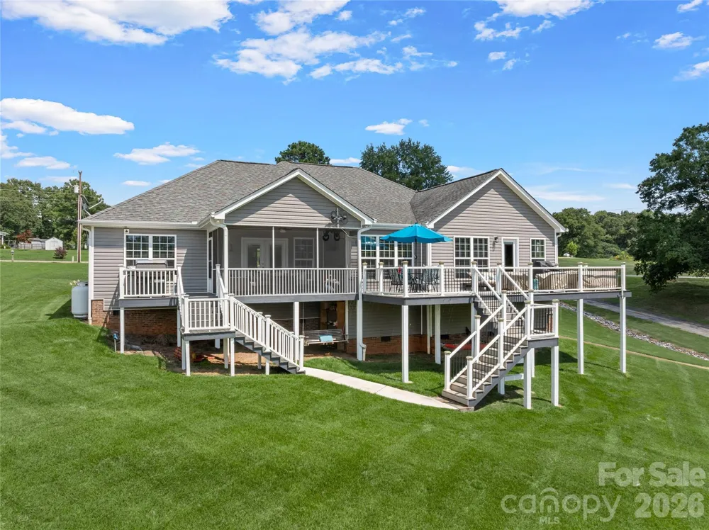 105 Michelle Drive Chesnee, SC 29323