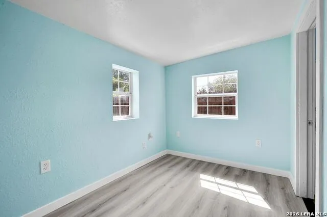 1114 Hough Adkins, TX 78101