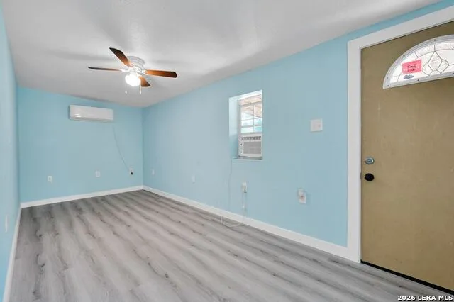 1114 Hough Adkins, TX 78101