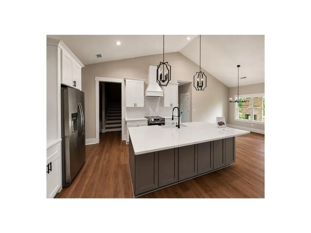 214 Signing Tree Trail Clarkesville, GA 30523
