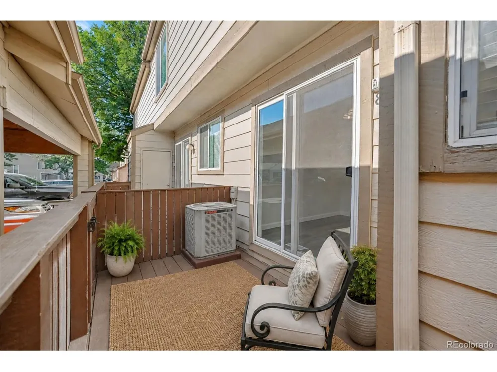 805 Summer Drive Highlands Ranch, CO 80126
