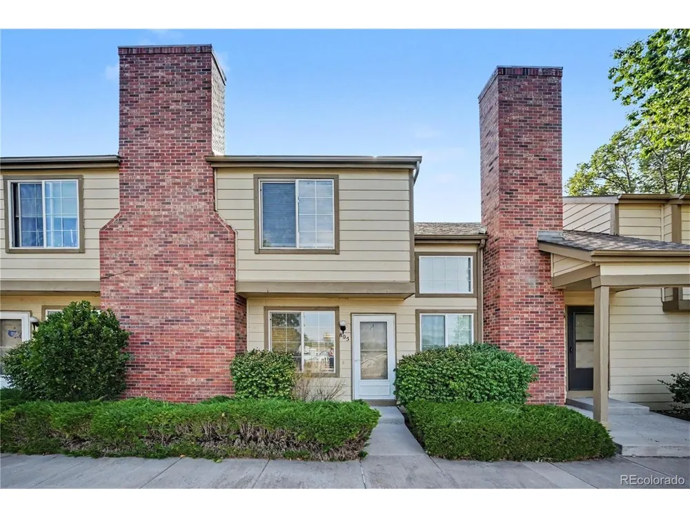 805 Summer Drive Highlands Ranch, CO 80126