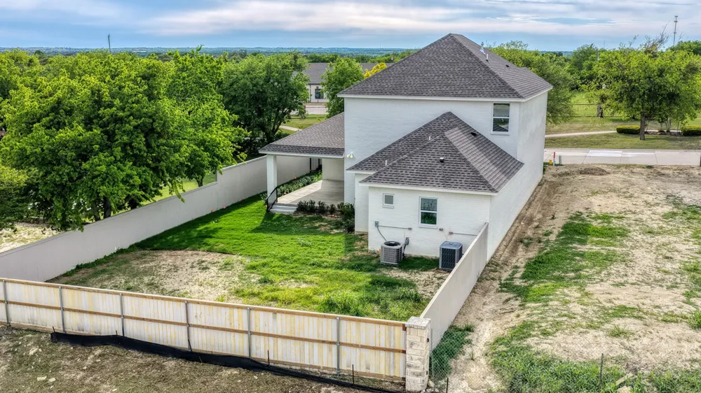 208 Park Villa Lane Aledo, TX 76008