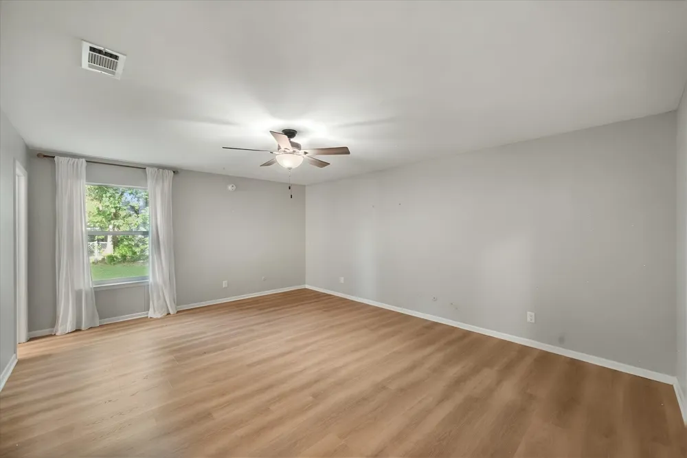 2604 Fairmont Circle Corsicana, TX 75110