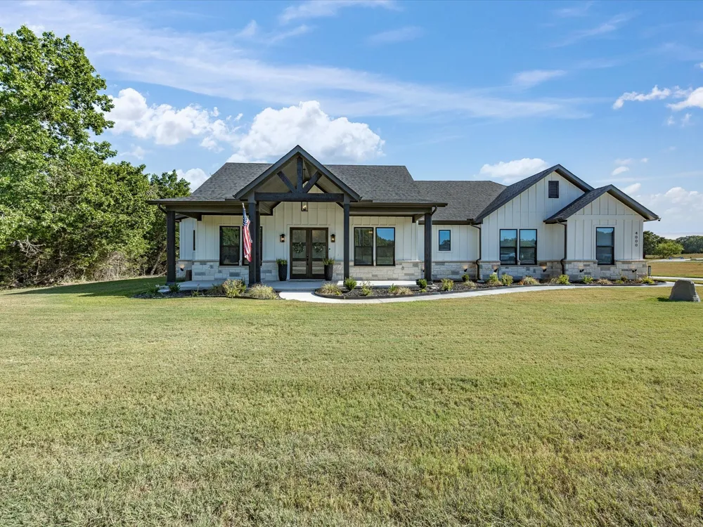 4000 Life Drive Weatherford, TX 76088