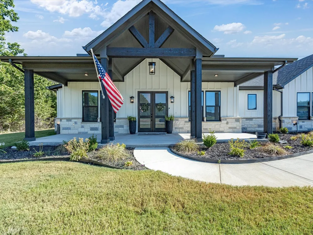 4000 Life Drive Weatherford, TX 76088