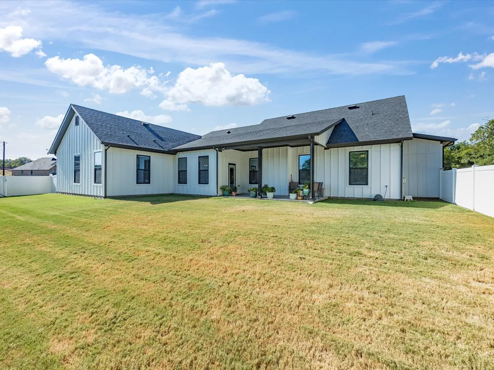 4000 Life Drive Weatherford, TX 76088
