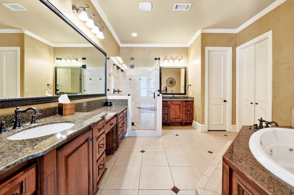 117 Mallard Crossing Heath, TX 75032