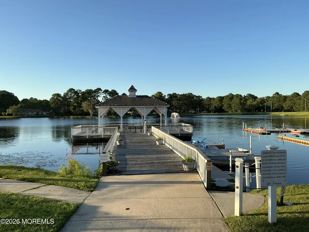 36 Cambridge Court Lakewood, NJ 08701