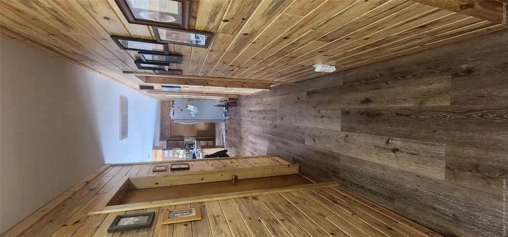 22545 Pleasant Valley Road Hillman Township, MI 49746
