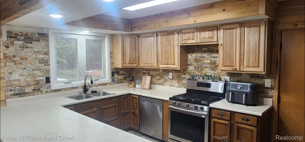 22545 Pleasant Valley Road Hillman Township, MI 49746