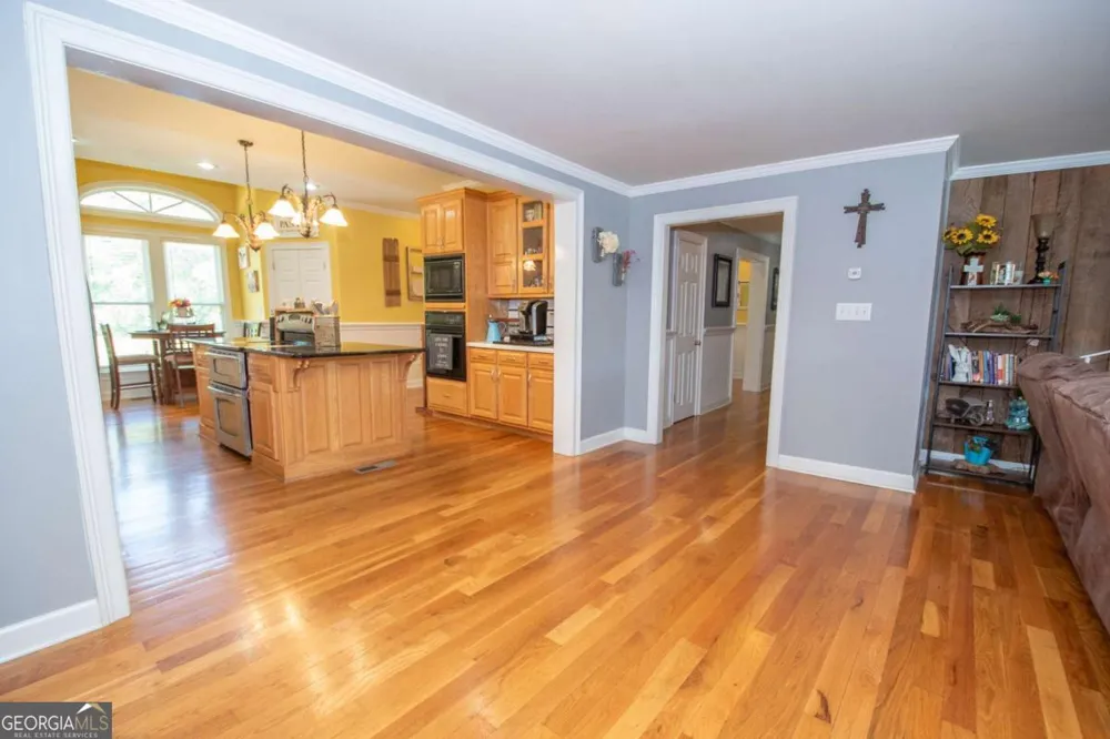4973 Greenville RD LaGrange, GA 30241