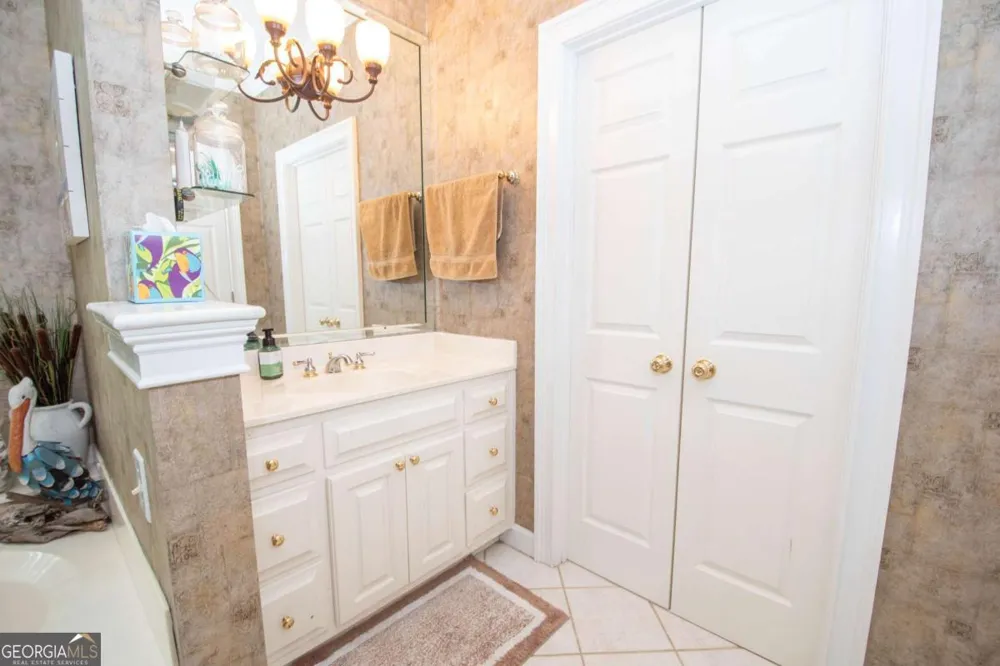 4973 Greenville RD LaGrange, GA 30241