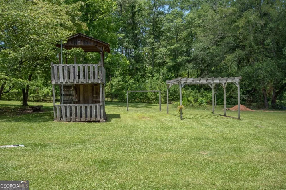 4973 Greenville RD LaGrange, GA 30241