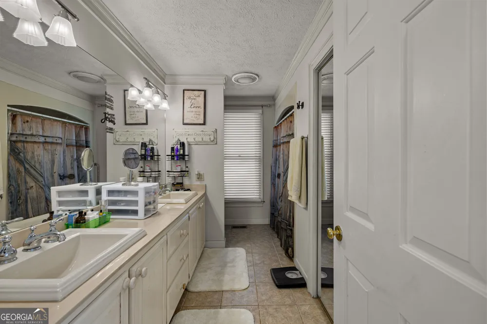 4973 Greenville RD LaGrange, GA 30241