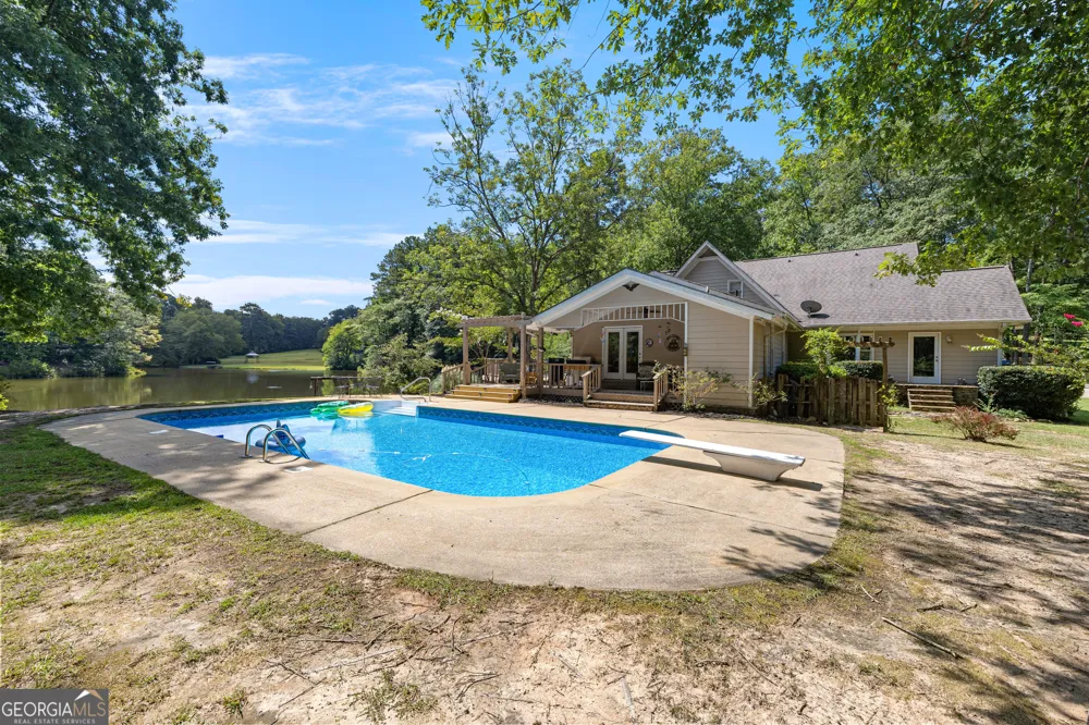 4973 Greenville RD LaGrange, GA 30241