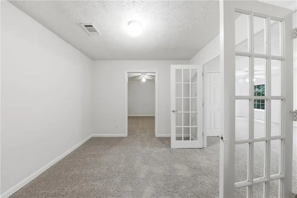 208 Foxdale Court LaGrange, GA 30240