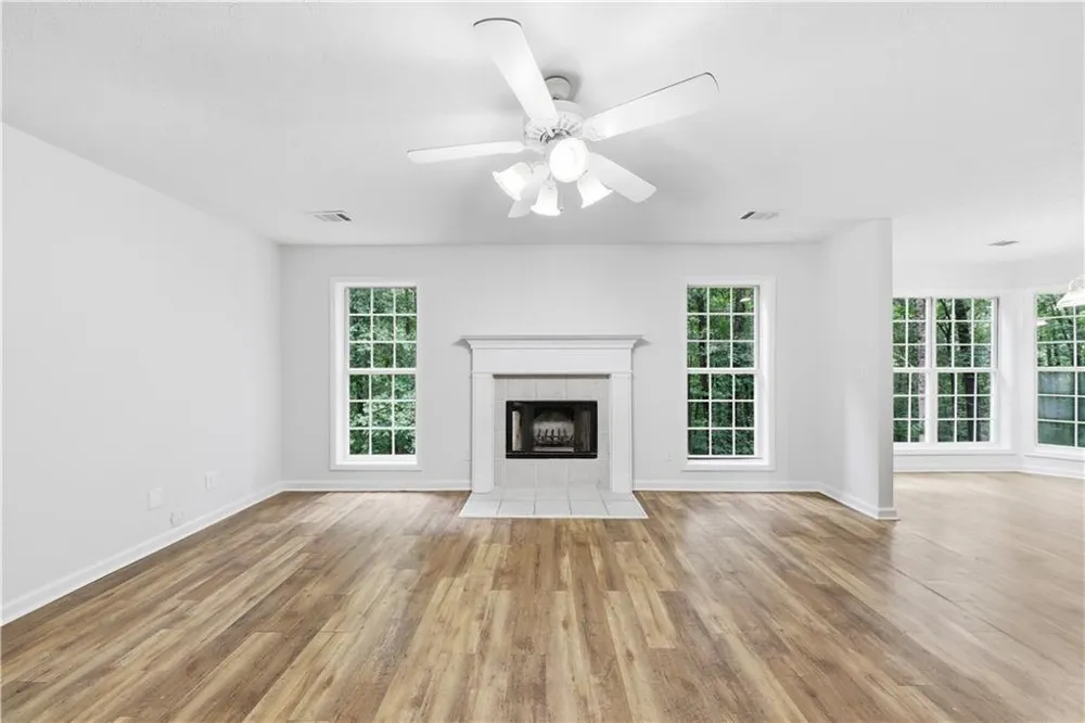 208 Foxdale Court LaGrange, GA 30240