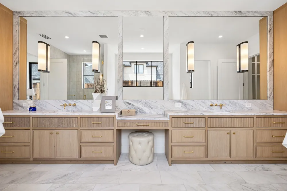 10806 Camellia Drive Dallas, TX 75230