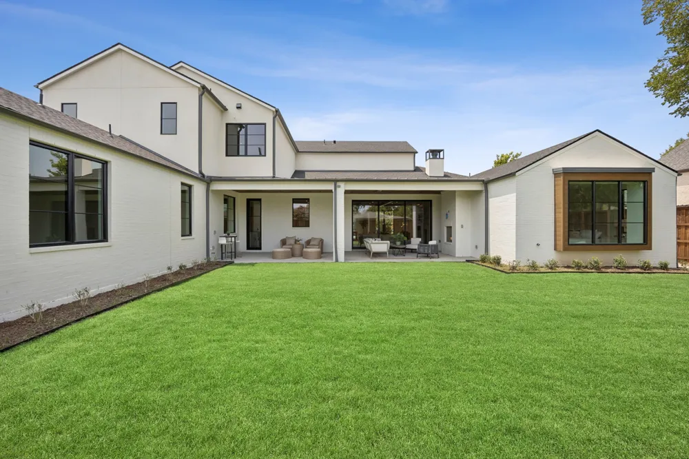 10806 Camellia Drive Dallas, TX 75230
