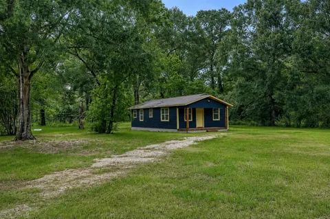 15897 Dewberry Lane