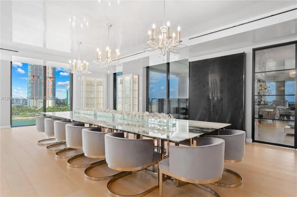 6893 Fisher Island Dr 6893 Lphcenter #6893 Miami Beach, FL 33109