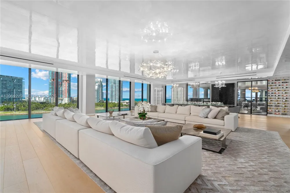 6893 Fisher Island Dr 6893 Lphcenter #6893 Miami Beach, FL 33109