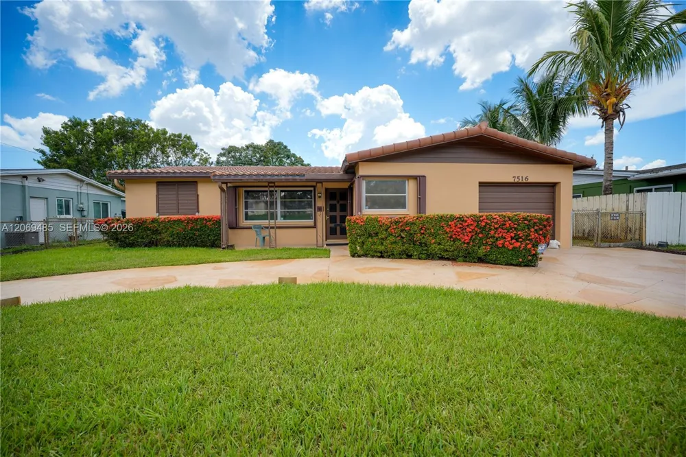 7516 Taft St Hollywood, FL 33024