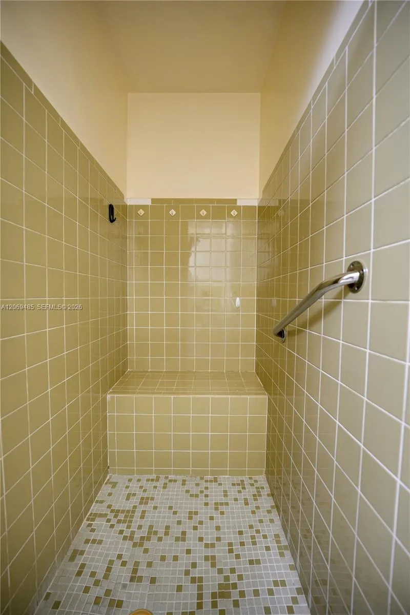7516 Taft St Hollywood, FL 33024