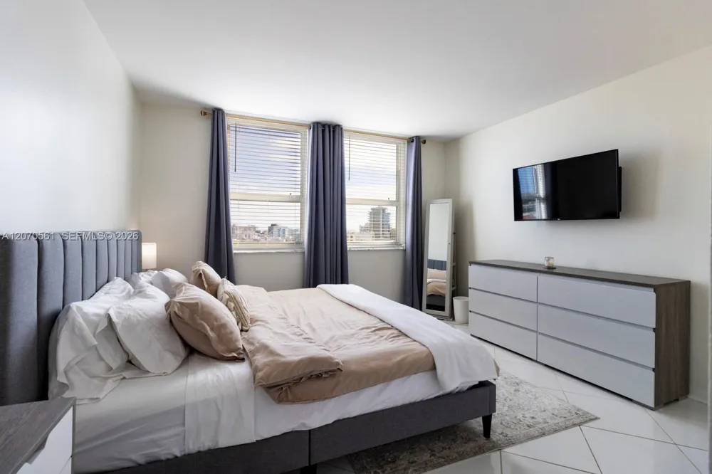 90 Alton Rd #1005 Miami Beach, FL 33139