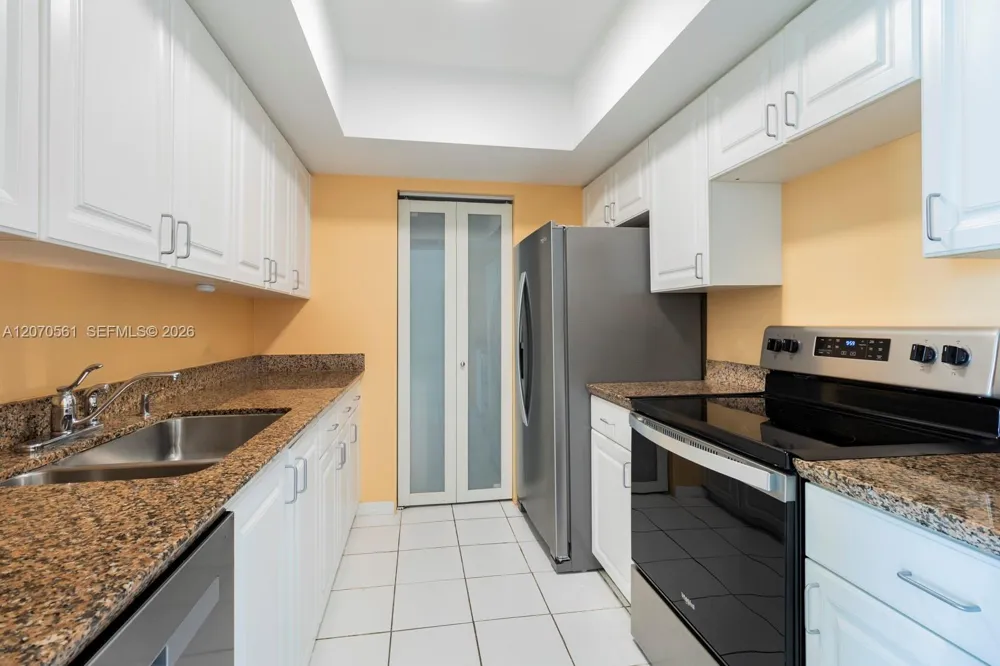 90 Alton Rd #1005 Miami Beach, FL 33139