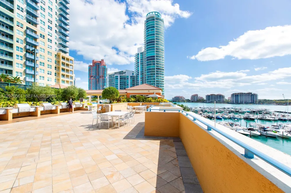 90 Alton Rd #1005 Miami Beach, FL 33139