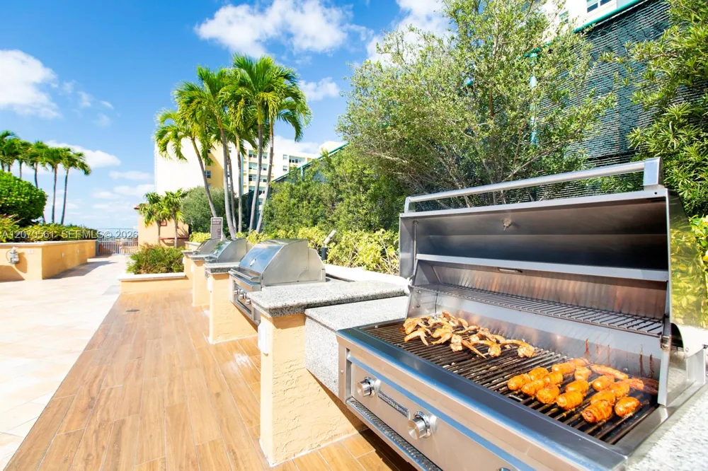 90 Alton Rd #1005 Miami Beach, FL 33139