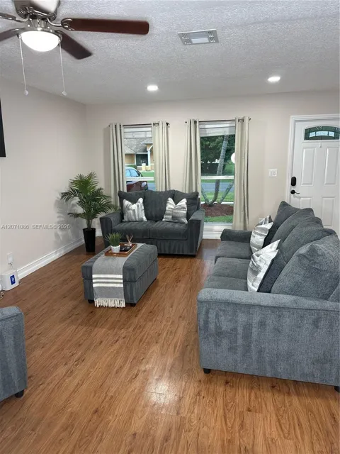 177 Dove Cir