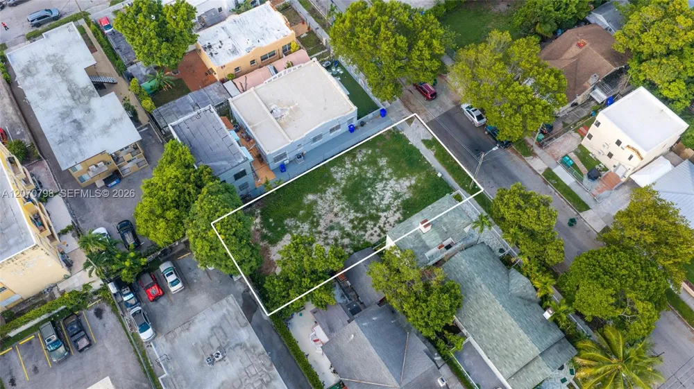 315 SW 14th Ave Miami, FL 33135