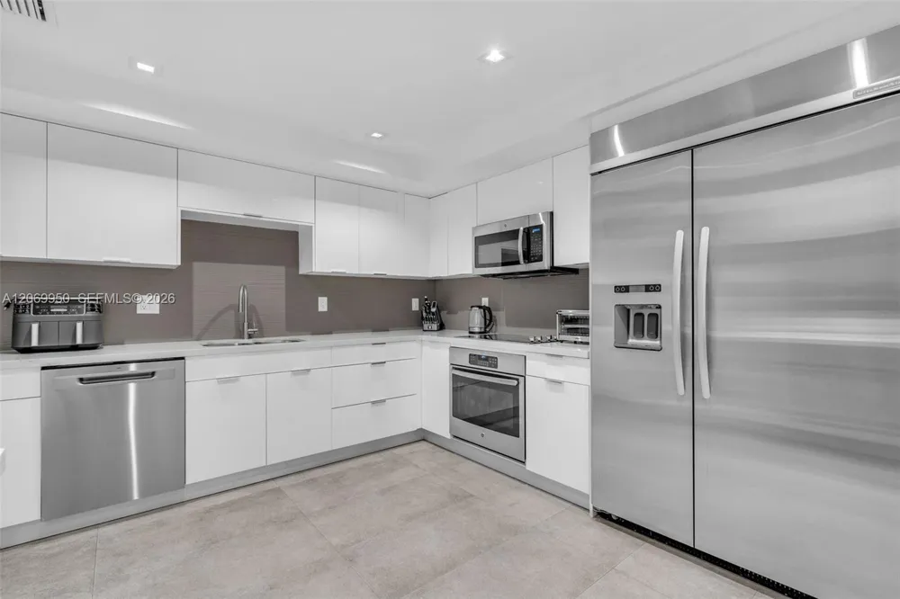 251 Crandon Blvd #1227 Key Biscayne, FL 33149