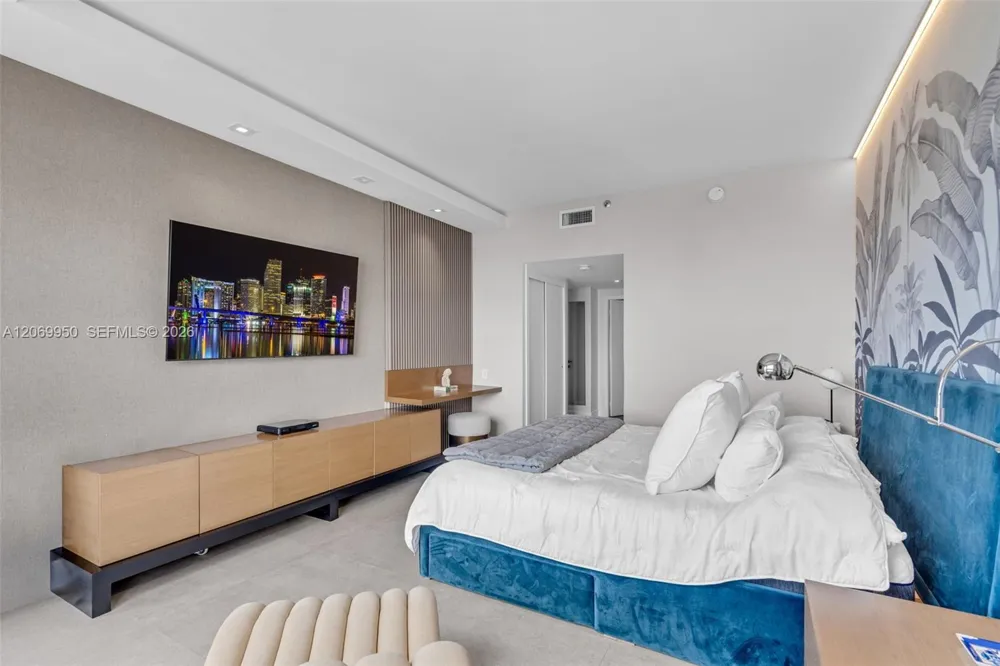 251 Crandon Blvd #1227 Key Biscayne, FL 33149
