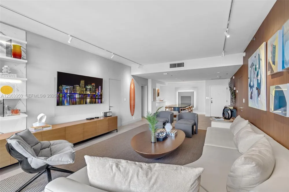 251 Crandon Blvd #1227 Key Biscayne, FL 33149