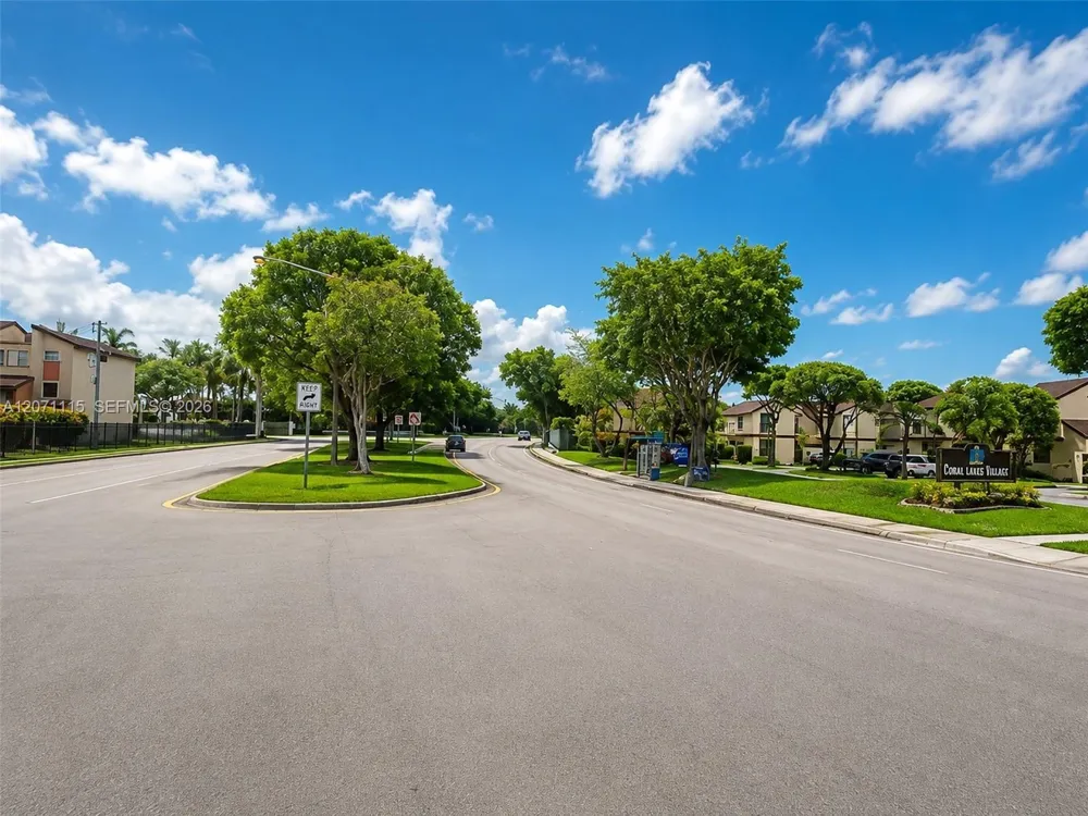 525 NW 100th Ct #525 Miami, FL 33172