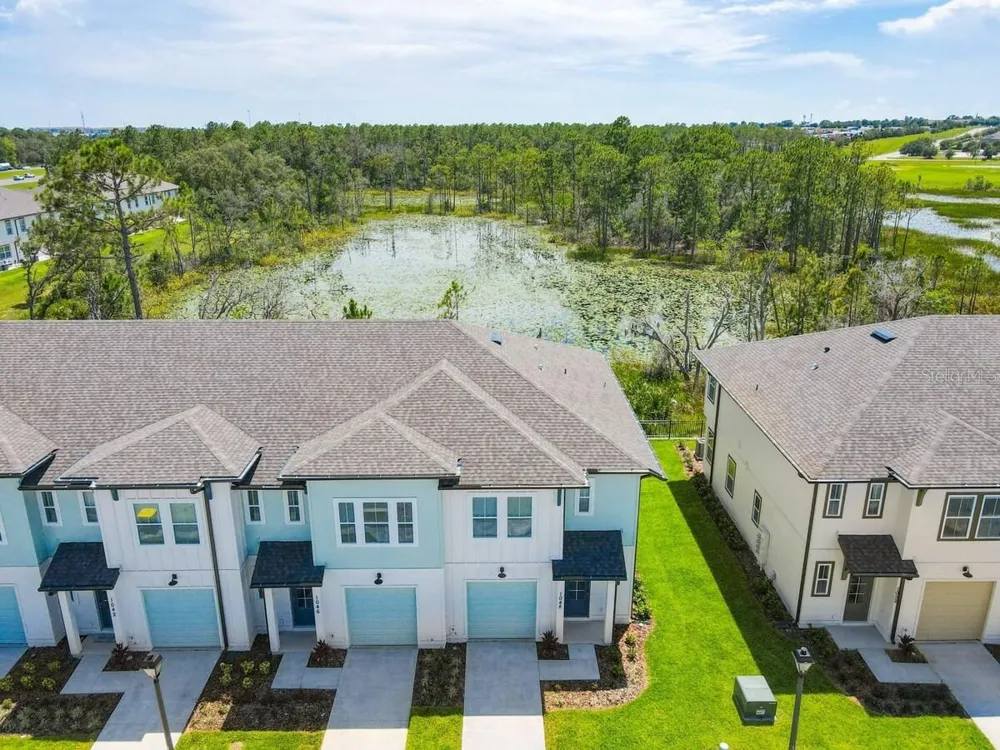 1048 PLANTATION LANE Davenport, FL 33896