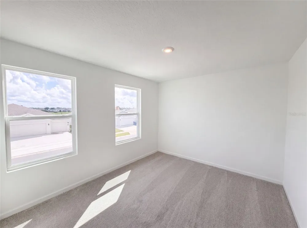 2142 LASSO LOOP Eagle Lake, FL 33839