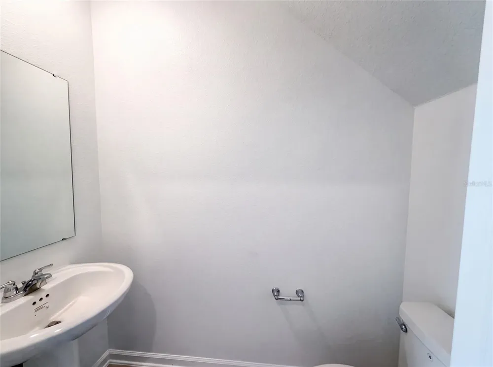 2142 LASSO LOOP Eagle Lake, FL 33839