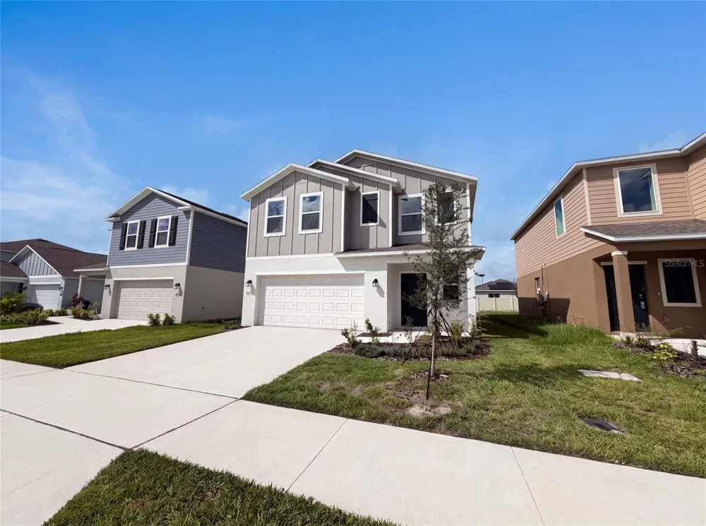 2142 LASSO LOOP Eagle Lake, FL 33839
