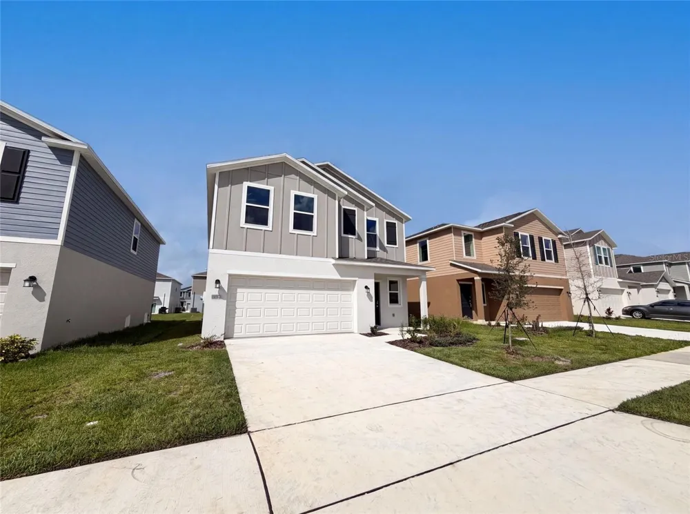 2142 LASSO LOOP Eagle Lake, FL 33839