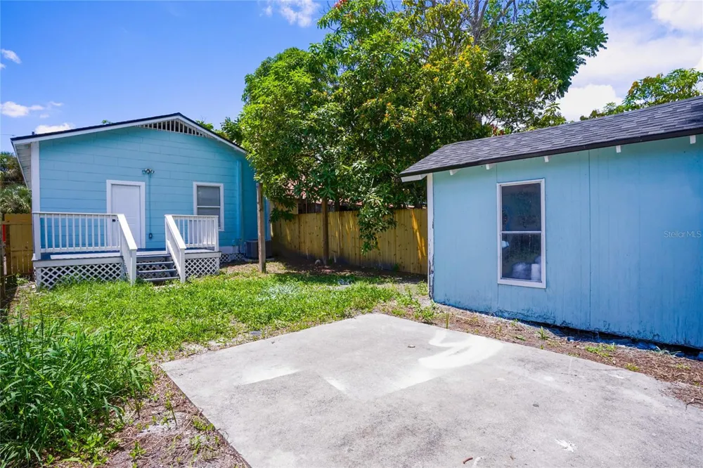 2517 W PALMETTO STREET Tampa, FL 33607